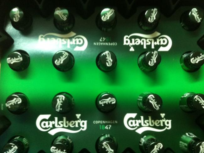 Квартальная выручка датской пивоварни Carlsberg снизилась на 4%